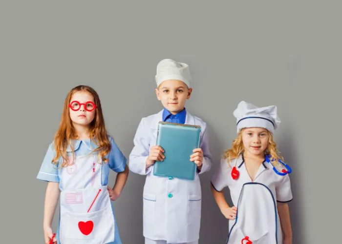 kids dressed up as doctors