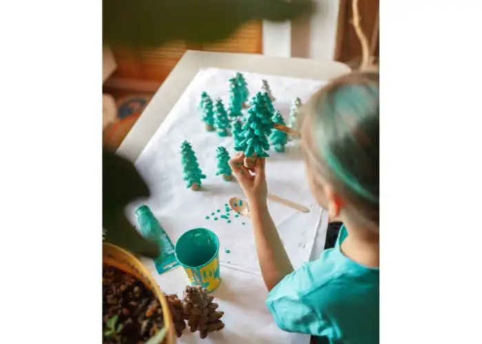 Pinecone crafts for Christmas