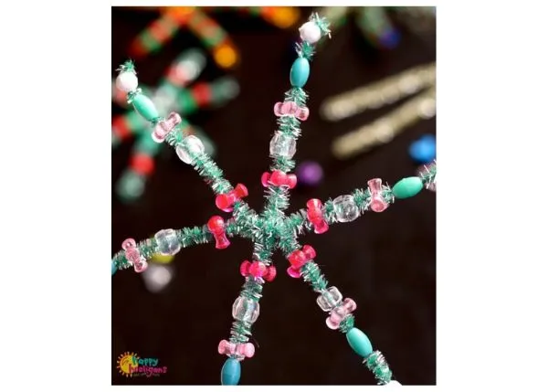 Pipe cleaner snowflake